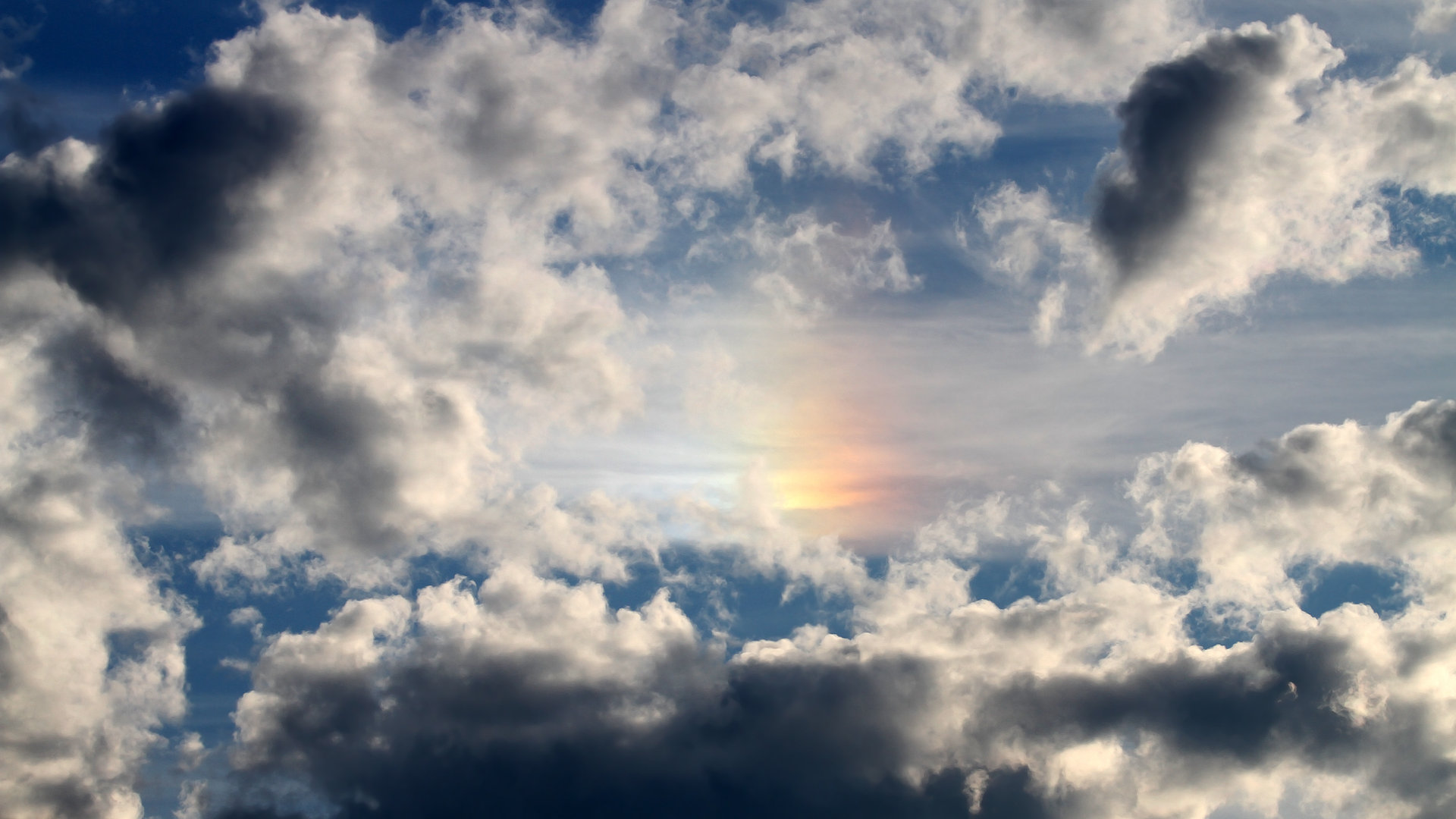 赫罗纳双后腰体系增强攻防平衡,赫罗纳今天比赛