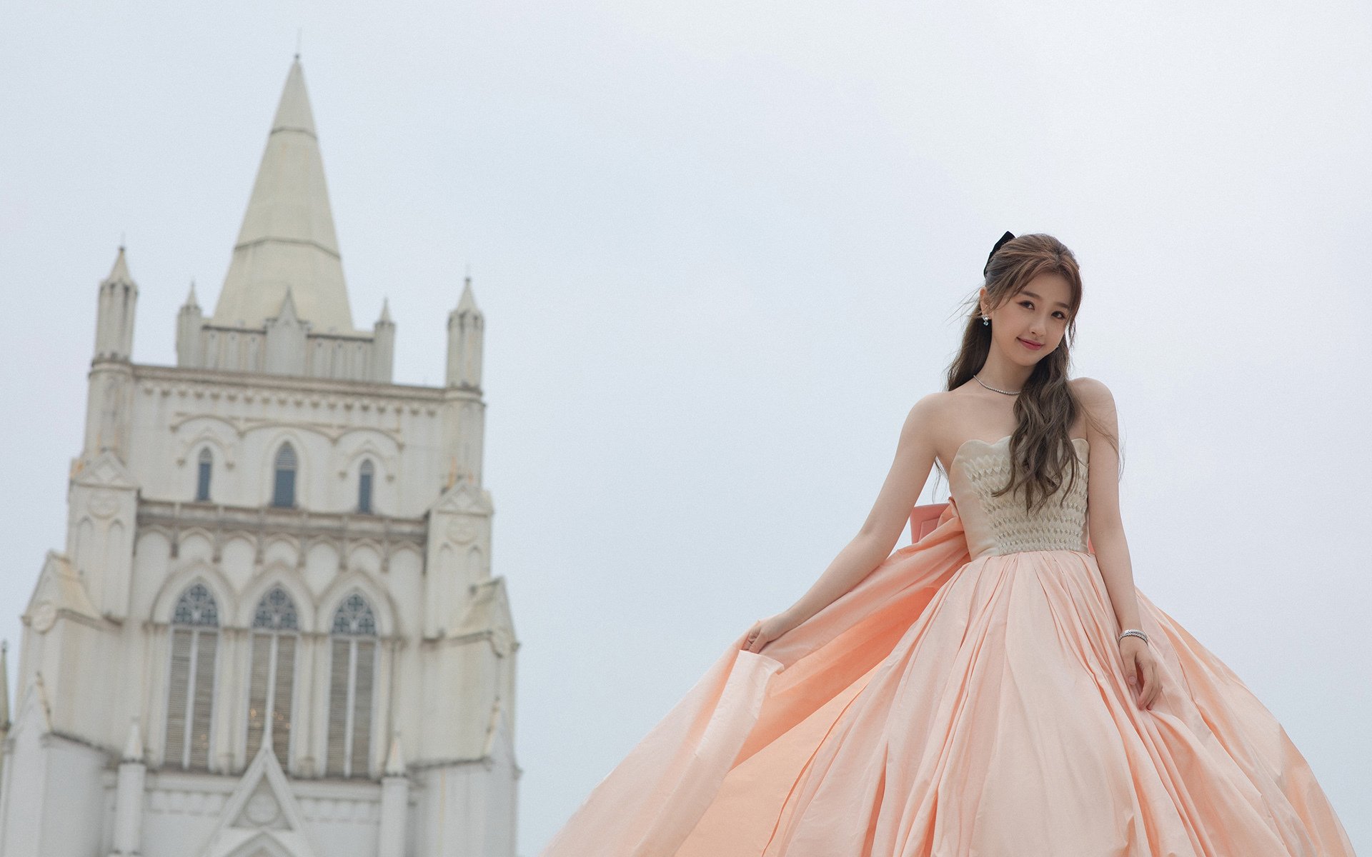 “萨尔·巴赫携手南非羚羊队,亮相国际赛场”