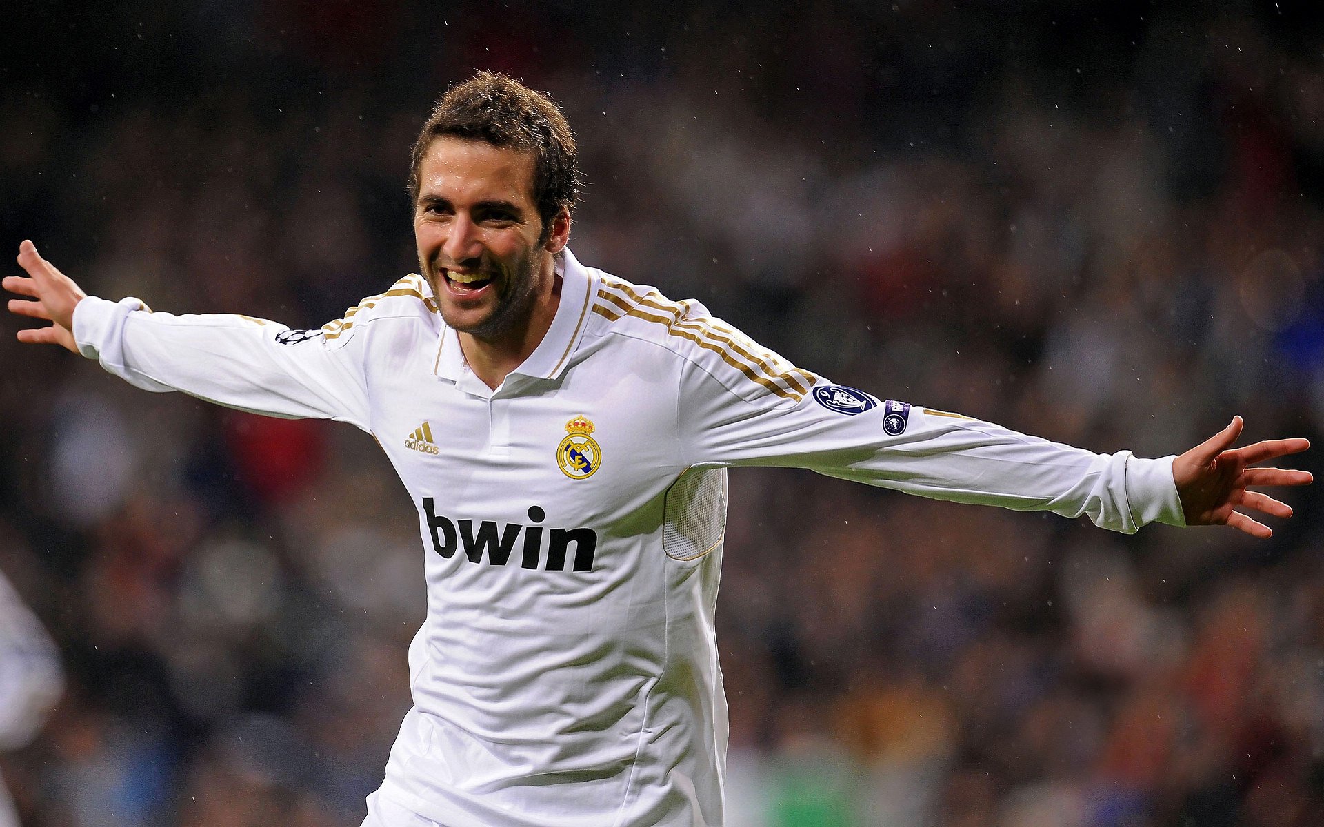 曼城再度零封对手，瓜迪奥拉称满意，曼城还要让瓜迪奥拉客串设计师